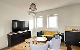 Banjul - Bel Appartement A Reims